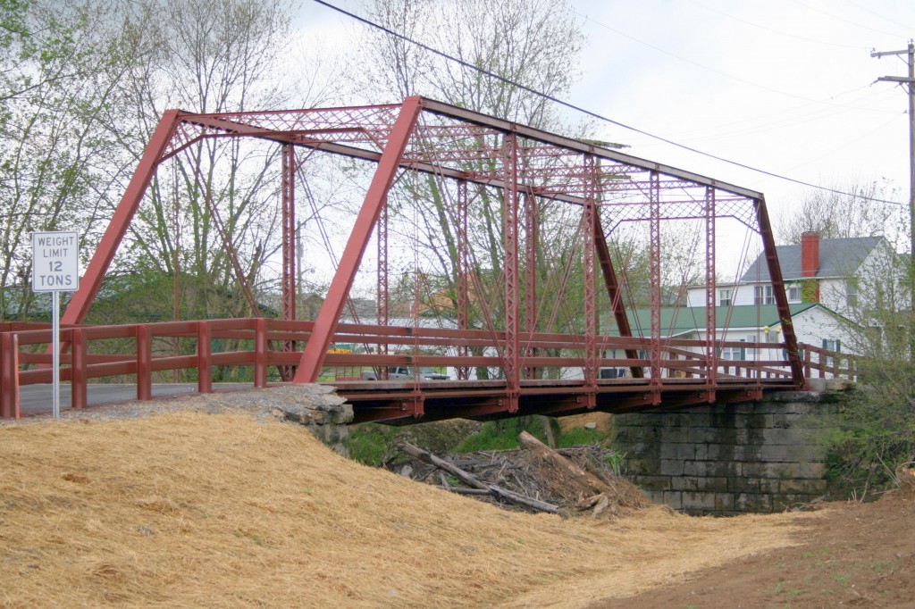 Pekin Bridge